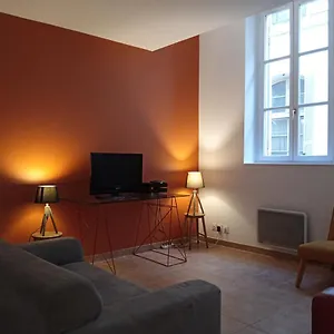 https://happy-appartement.fr-provencehotel.com